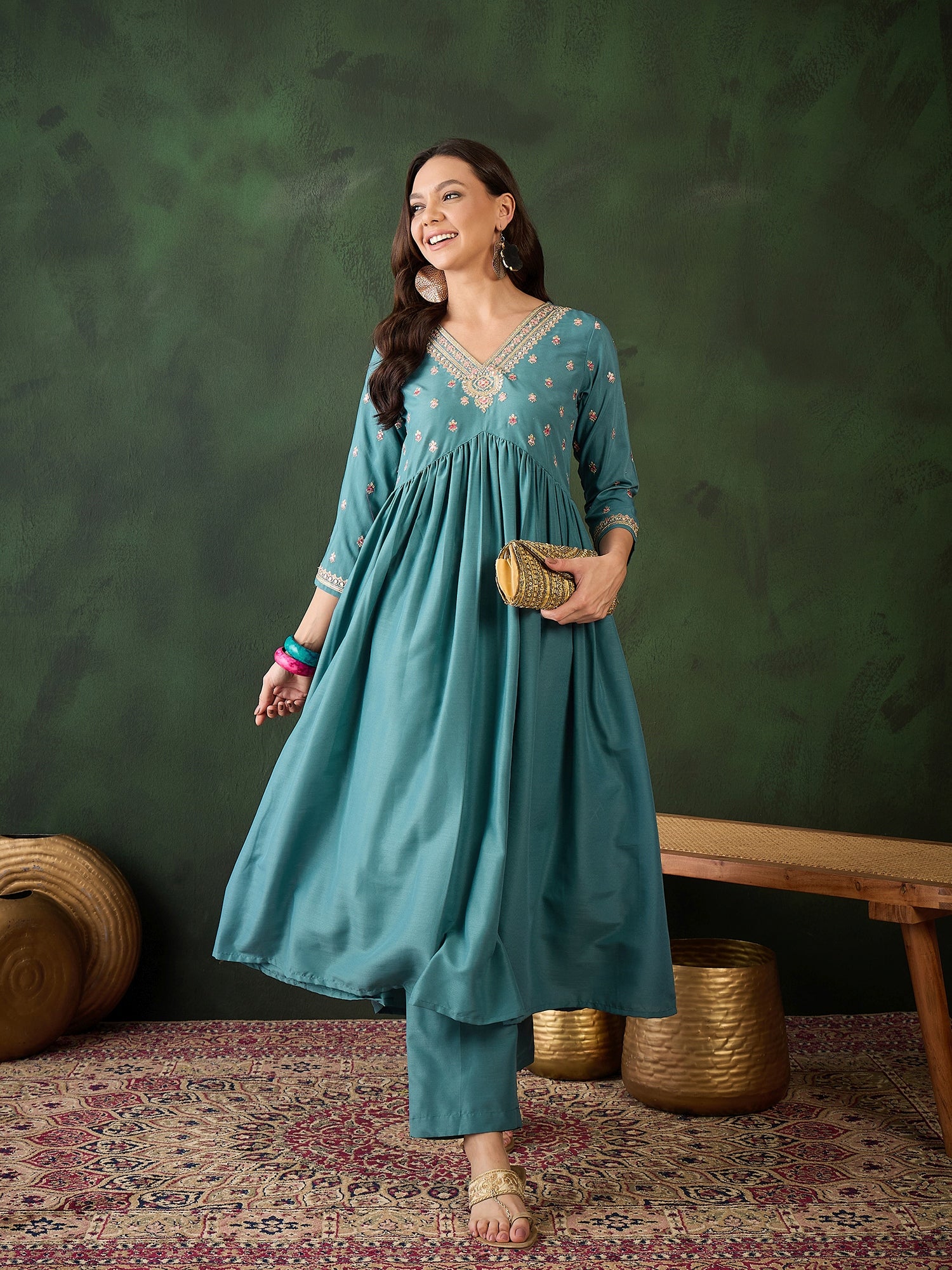 fashionable kurti dresses Long Latest Design Of Kurti With Jeans Kurti Stylish Designer Dresses 2018 Stylish Kurti Denim Kurti Design 2018 Khaadi Eid Collection 2023