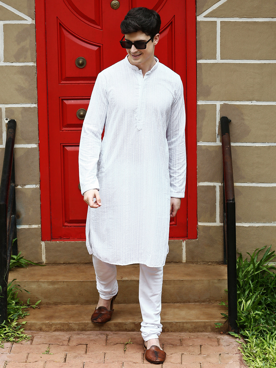 Sanwara Men's Solid White Chikankari Designer Cotton Kurta With