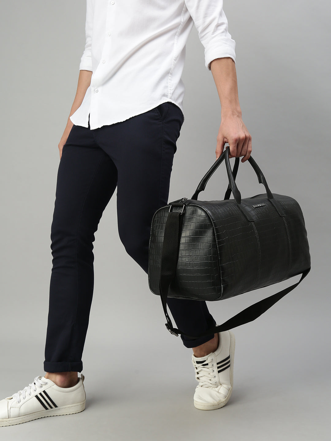 Classy 2024 duffle bag